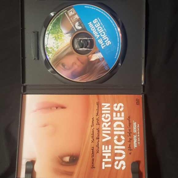 Multiple DVD's - Picture 2 of 10